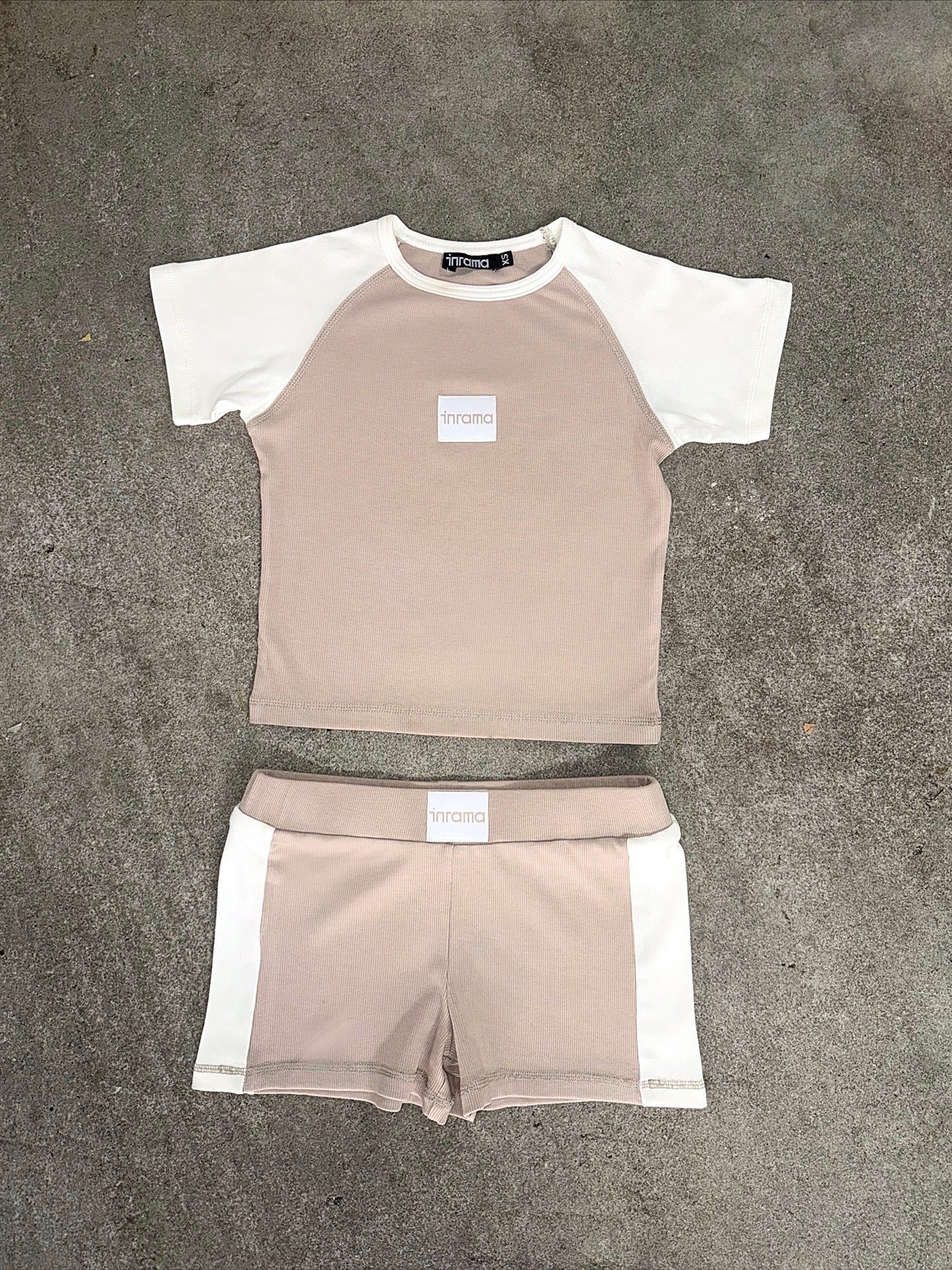 CASSIE TAUPE BABY TEE